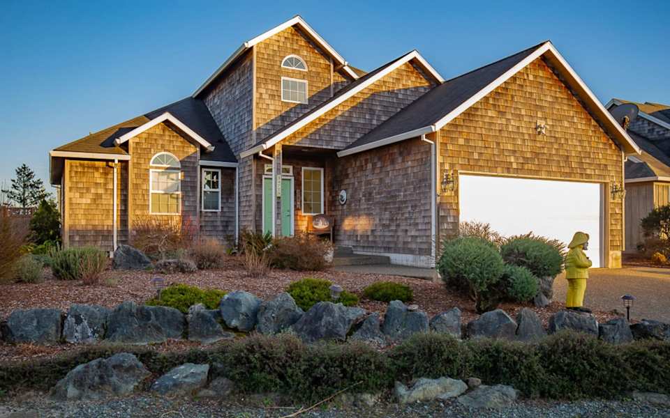 Manzanita Real Estate Sold Off Market Blog Home + Sea Realty