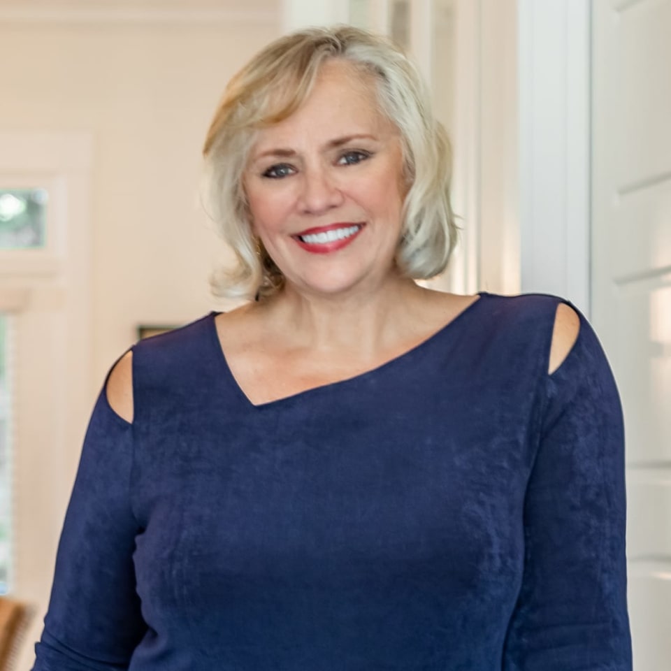 About Lisa Moss Evans Real Estate The Moss Realty Group