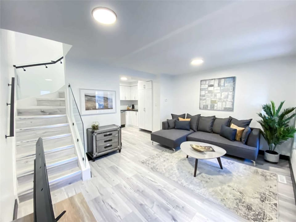 2 Blackthorn Ave 20 PSR Brokerage Toronto Luxury Real Estate