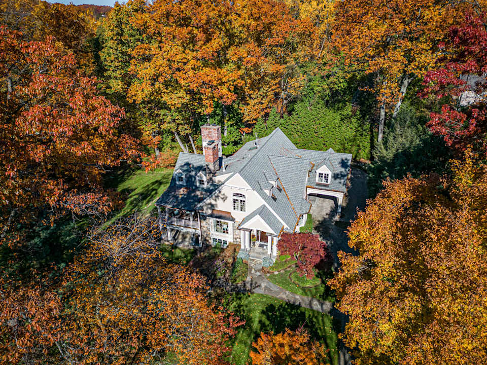Ridgewood, NJ Homes 355 Mckinley Place, Ridgewood Christina Gibbons