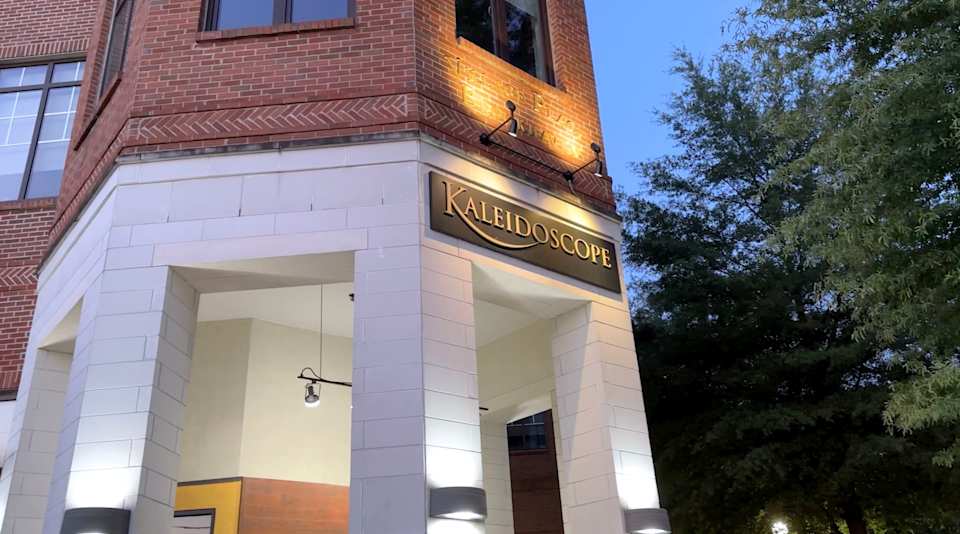 Kaleidoscope Bistro & Pub In Brookhaven,