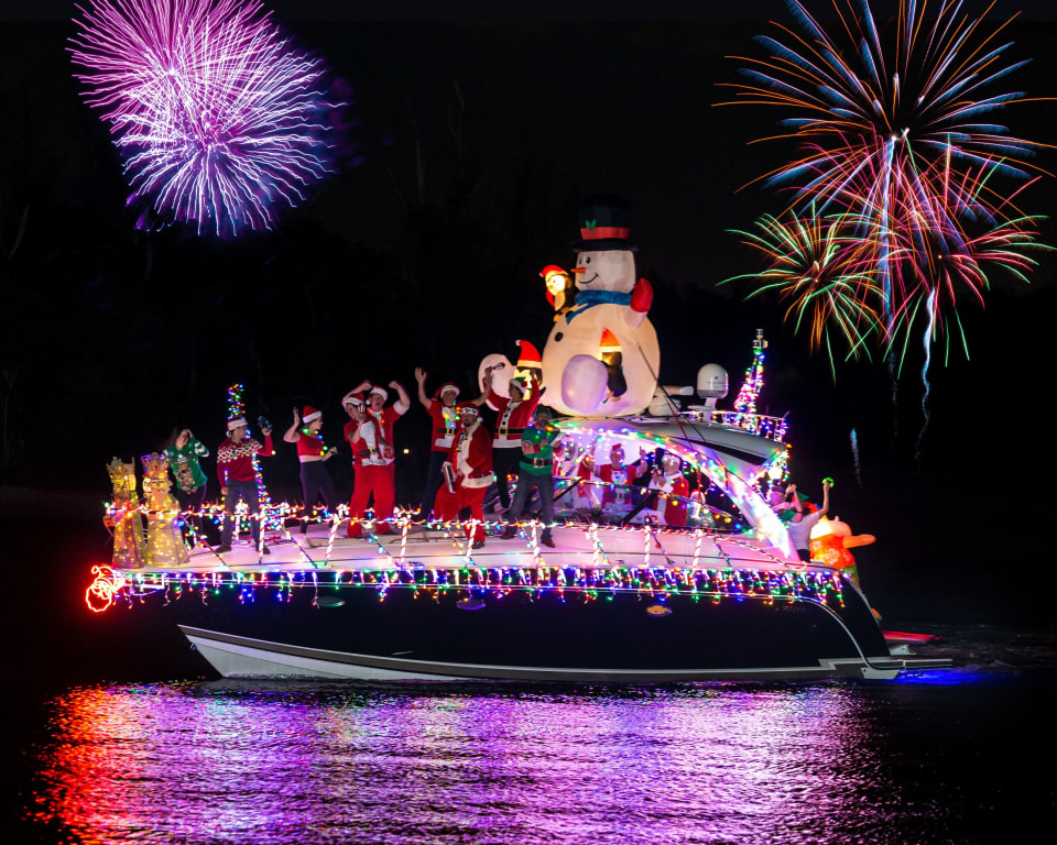 Lake Norman Christmas Boat Parade Spectacular Sightings