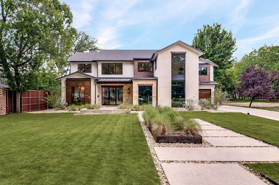 Preston Hollow Real Estate Condos, Houses & Homes For Sale