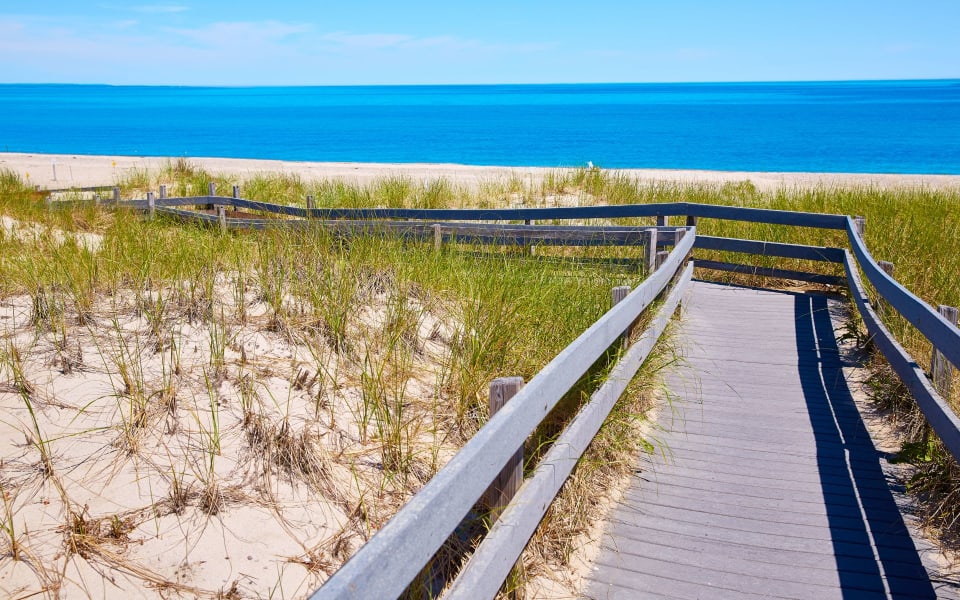 Cotuit, Cape Cod, MA Guide & Data Robert B. Kinlin