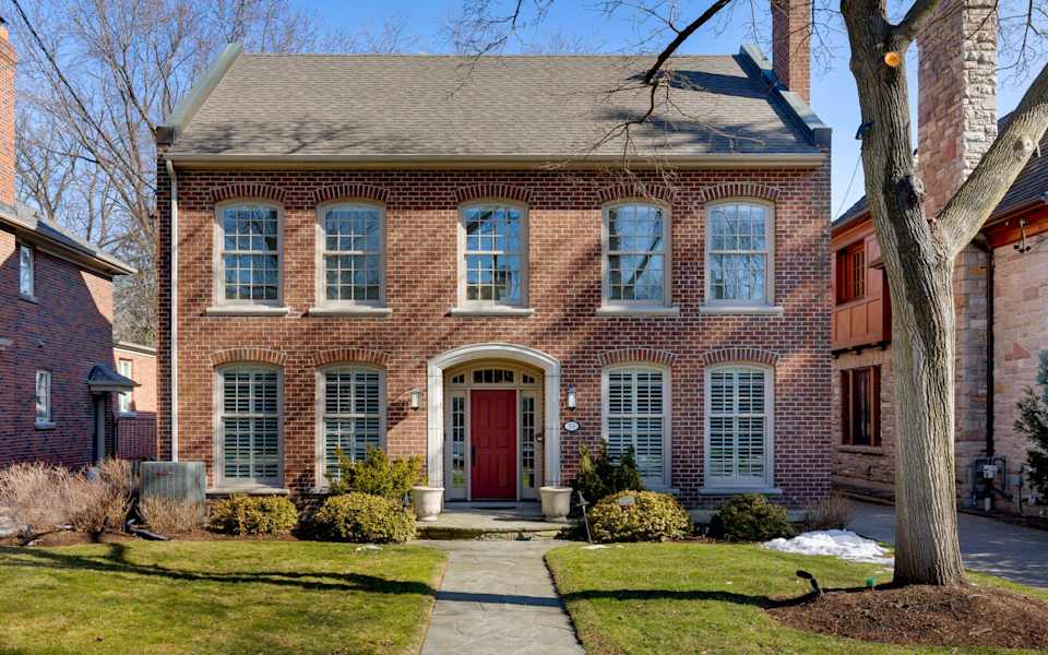 The Kingsway Neighbourhood Guide