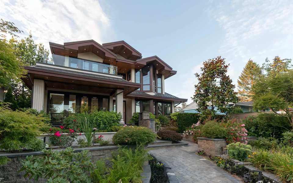 How to Buy a Luxury Home Blog Amir Miri Real Estate Corp.