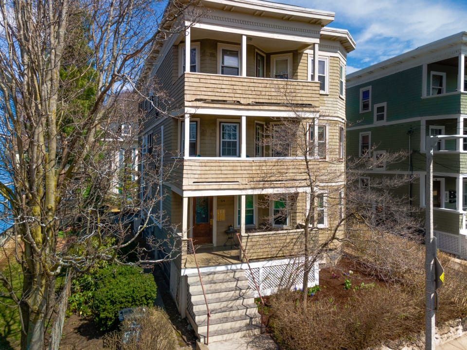 54 Glen Road, Unit 2 Boston, MA 02130 Condominium The Muncey Group