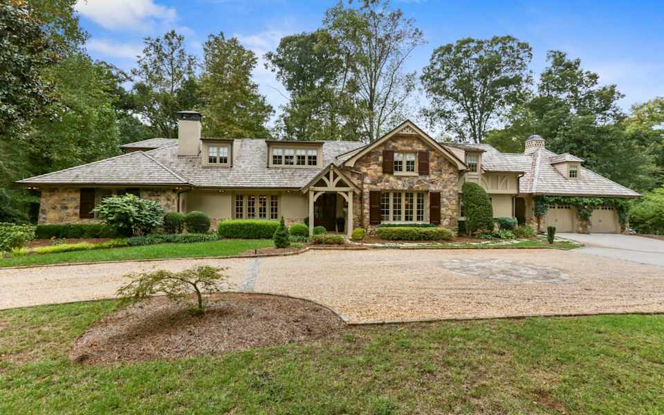Sandy Springs Real Estate Area Guide Jane & Joe Cross
