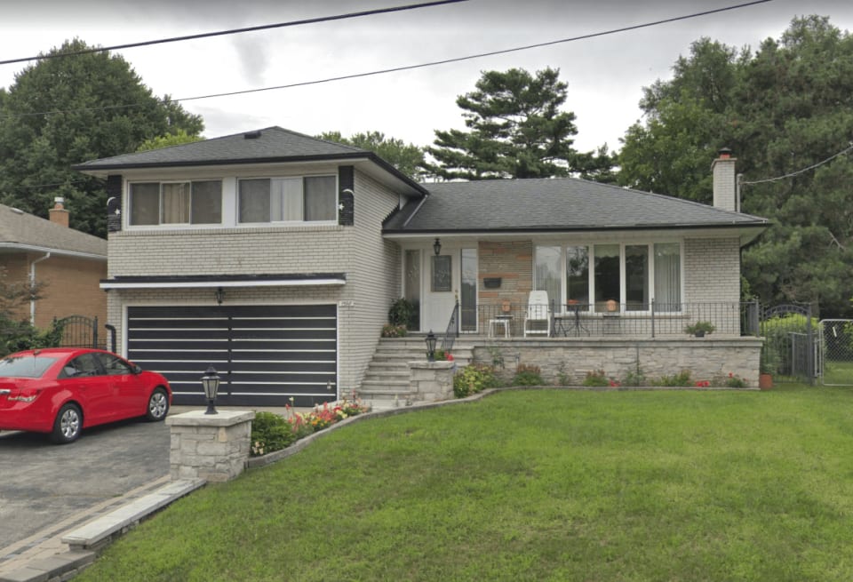 Mineola East Home For Sale