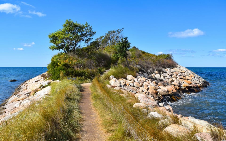 South Coast, MA Guide & Data Robert B. Kinlin