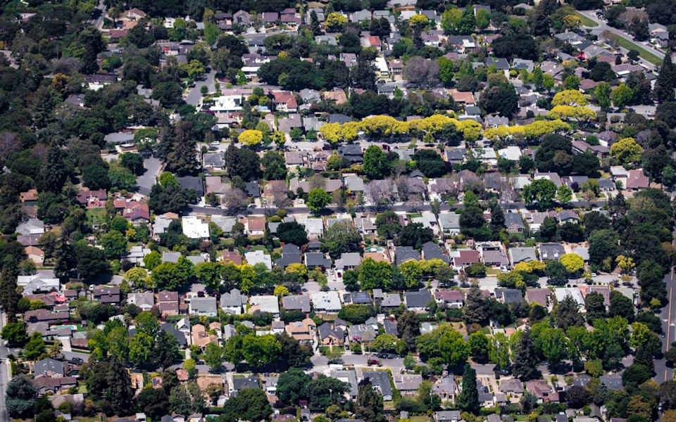 PALO ALTO Illuminate Properties