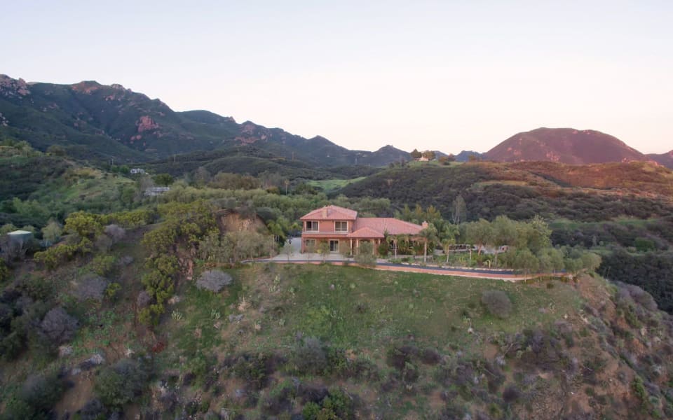 12517 Yerba Buena Real Estate Listing Bill & Daniel Moss