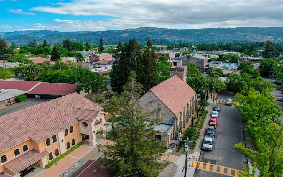 St. Helena - Homestead Real Estate