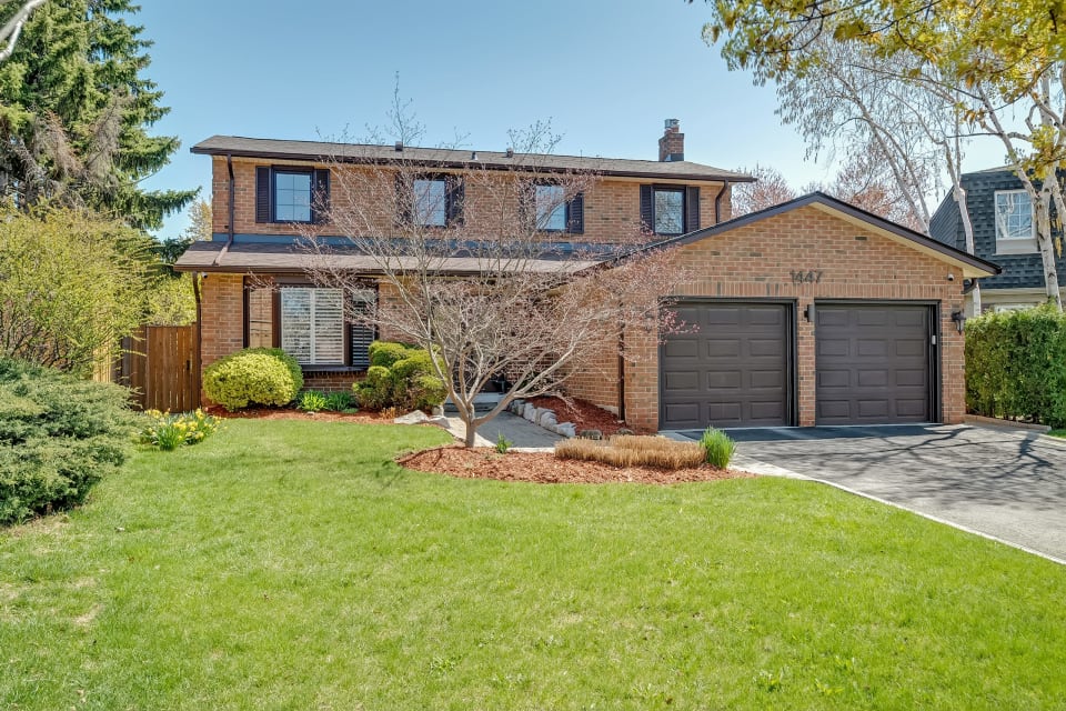 1447 Ivy Court | Oakville, ON L6H 3J6 | Goodale Miller Team