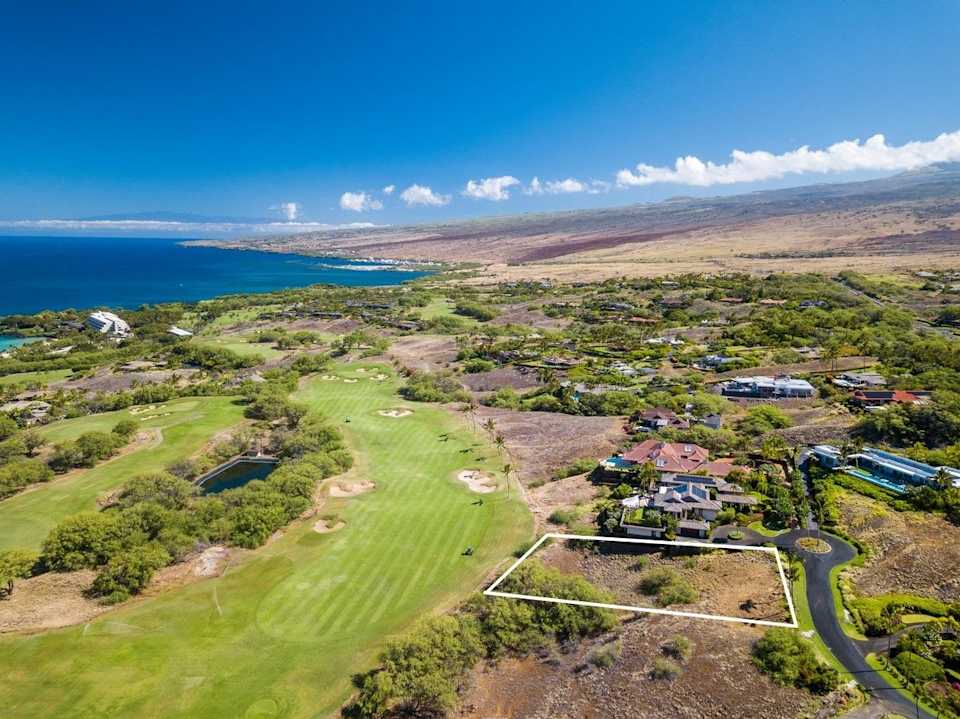 HIGH BLUFFS AT MAUNA KEA RESORT Mauna Kea Realty