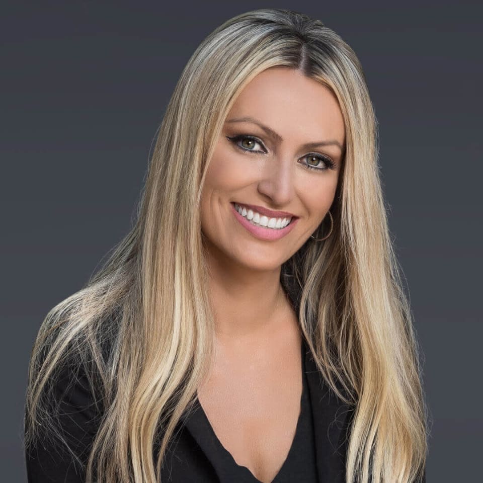 About Valerie Niederdrenk America One Real Estate Arizona Real