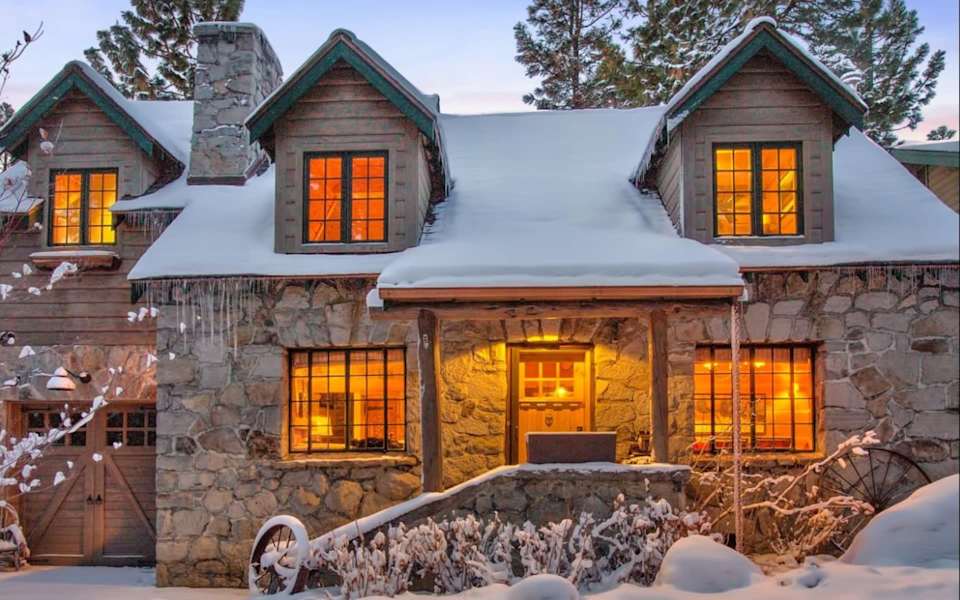 14 Reasons to Relocate to Zephyr Cove