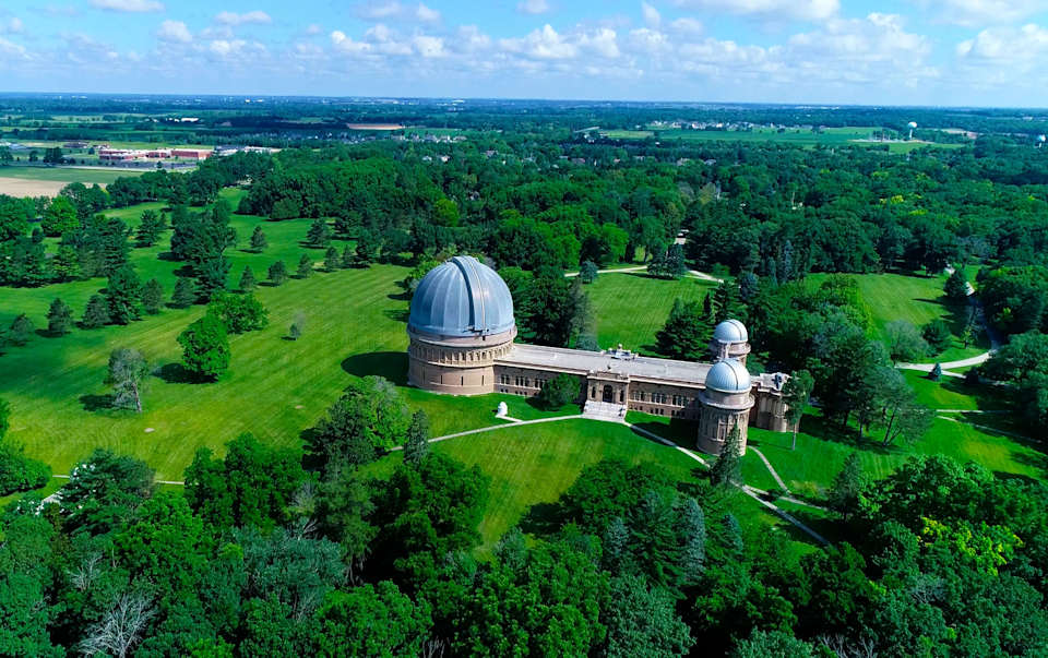 Williams Bay Community Guide