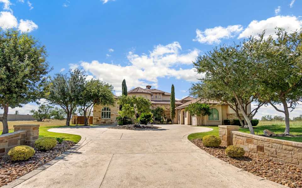 The Dominion Neighborhood Guide Marcus Soliz