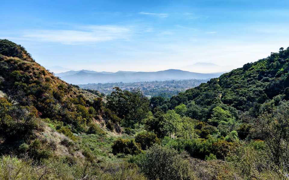 Calabasas Real Estate Community Guide Andre Warren