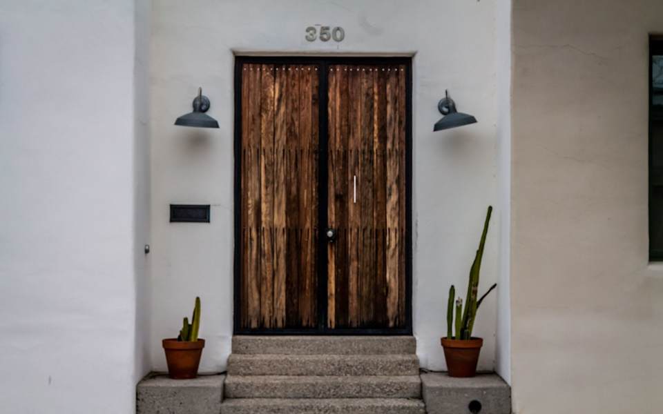 Sam Hughes Neighborhood Guide