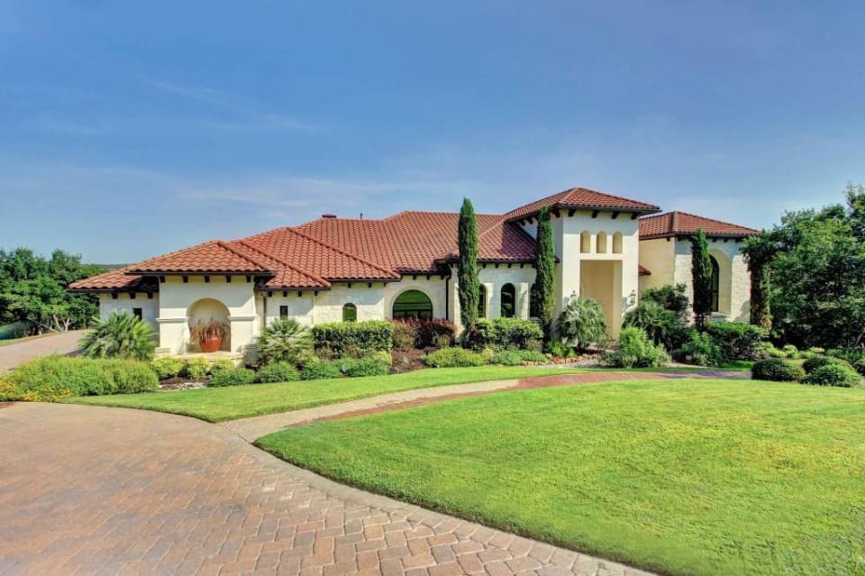 916 Barton Creek Blvd