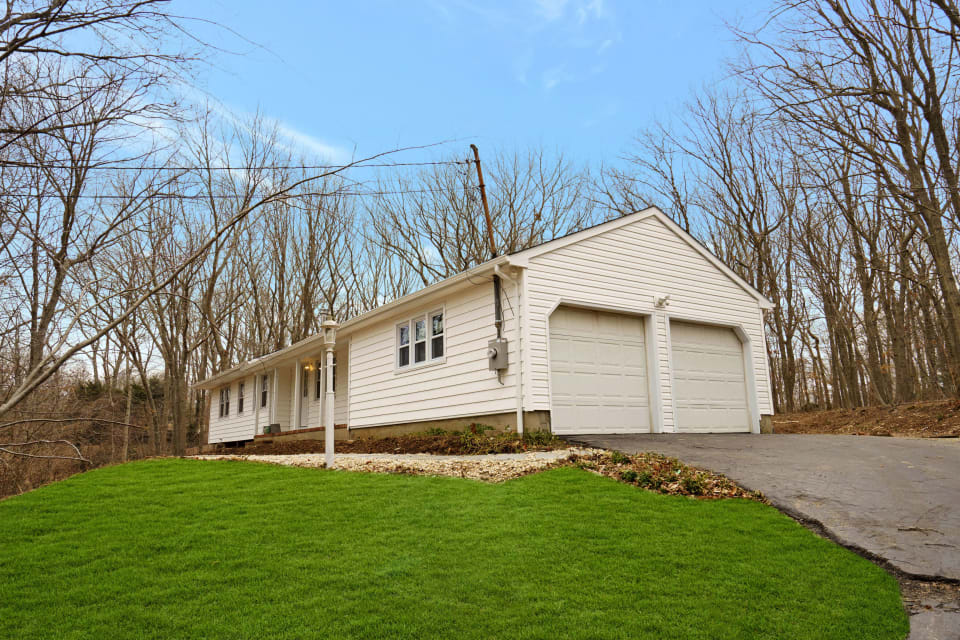 2 Fieldview Court, Fort Salonga North Port, New York The Galluzzo