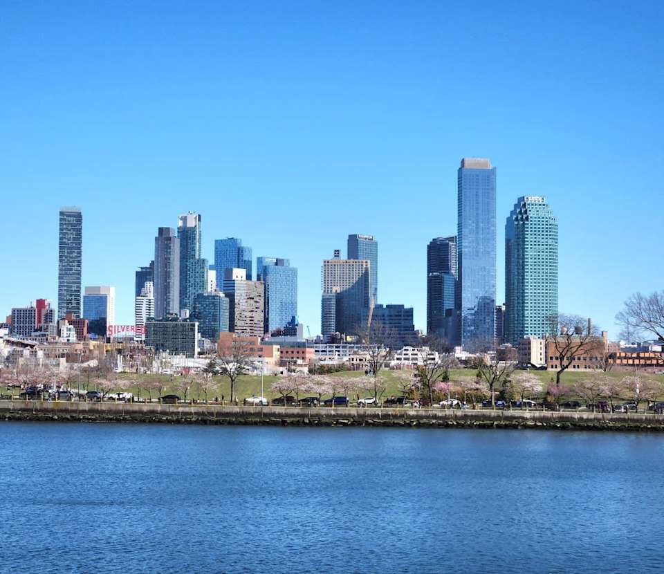 Long Island City Real Estate Neighborhood Guide Alan Mann