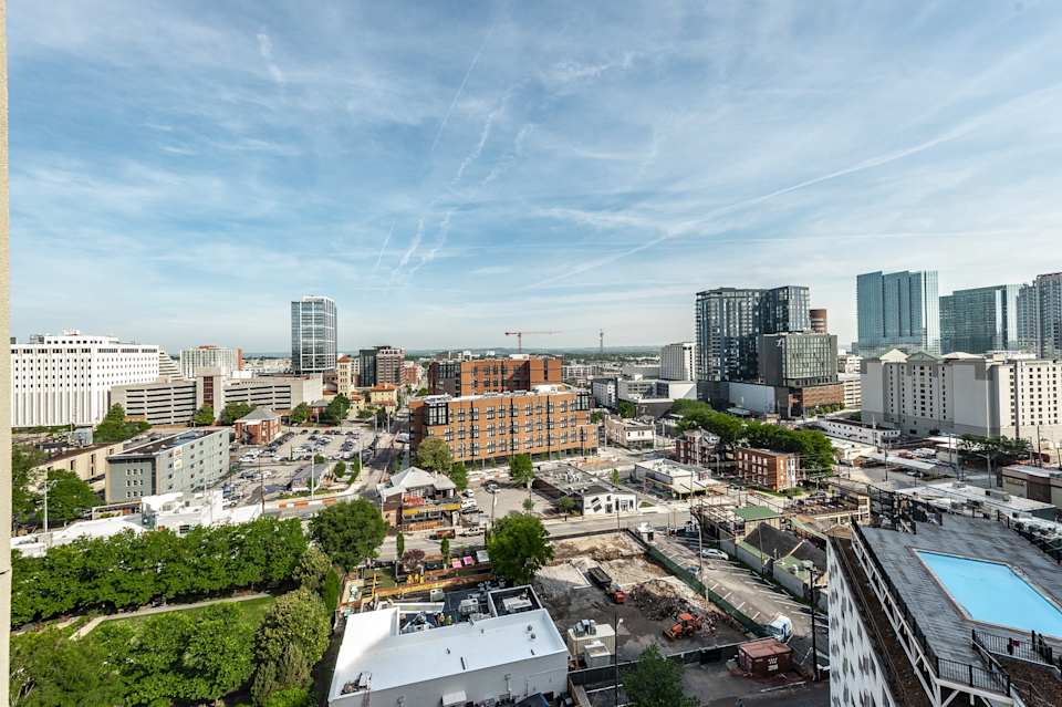 Midtown / Vanderbilt Real Estate Community Guide