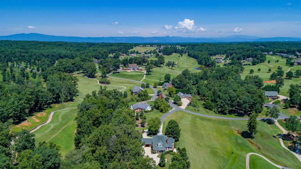 Community Guide Baker Realty of Lenoir, Inc.