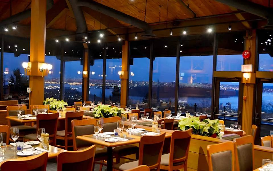 7 Best Restaurants in West Vancouver Blog Amir Miri PREC*