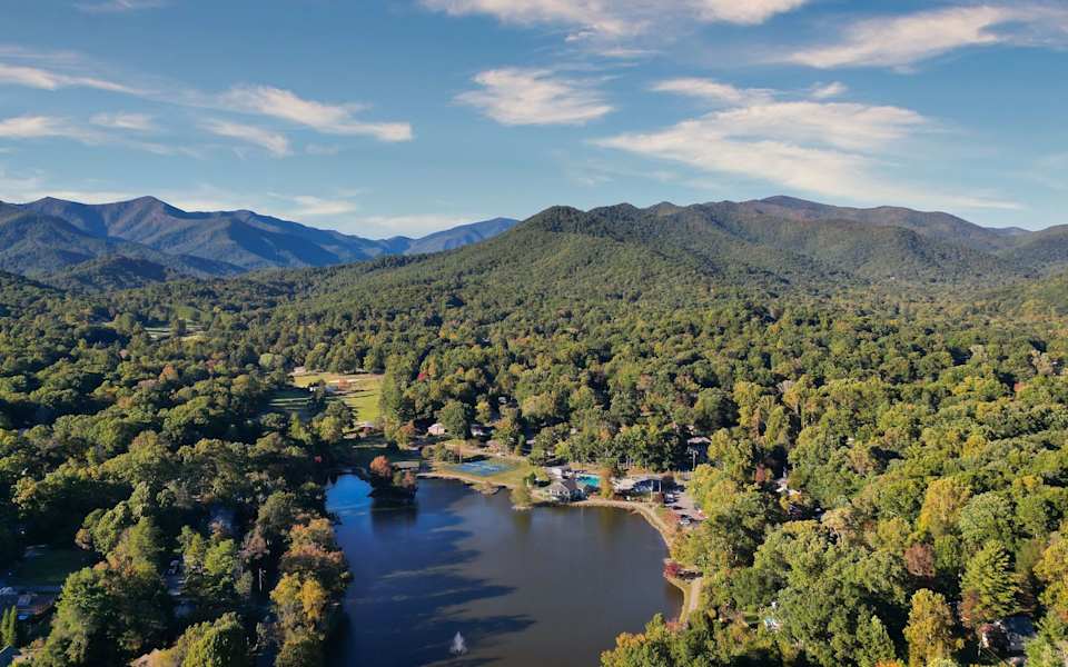 Black Mountain Neighborhood Guide