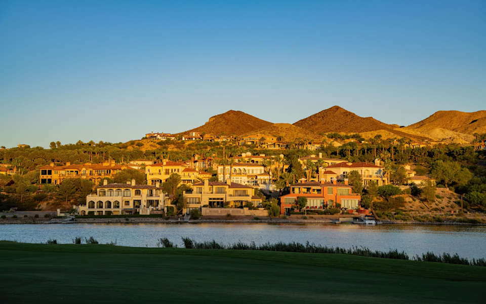 Lake Las Vegas | Neighborhood Guide