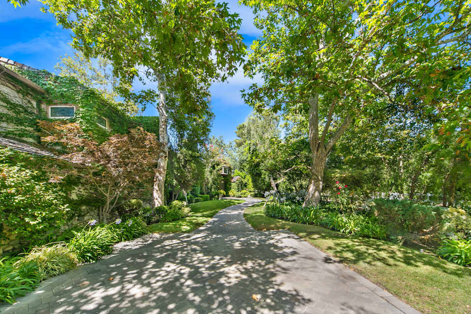 Mark S. Gruskin 5209 Saddle Creek Rd., Hidden Hills