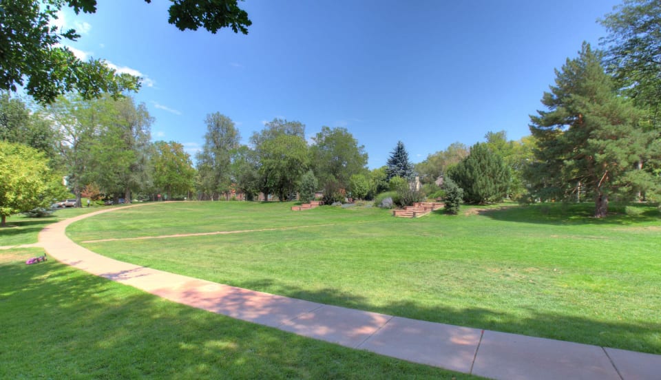 Bonnie Brae / Belcaro, Denver, Colorado Neighborhood Guide Molly Weiss