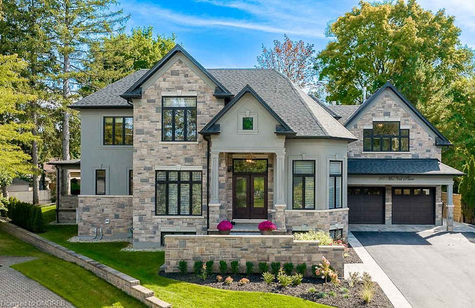 25 McNeil Place, Ancaster
