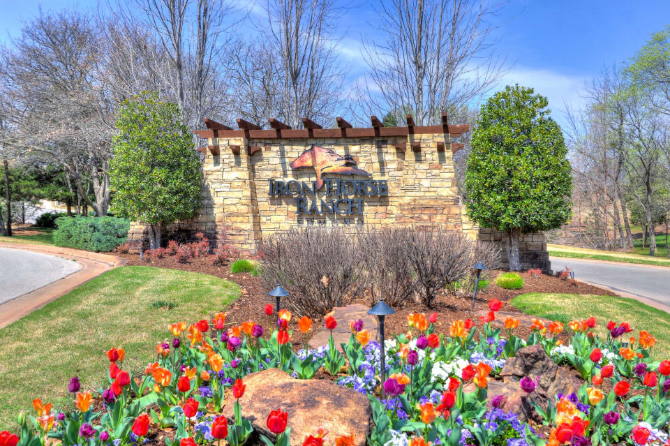 Iron Horse Ranch, OK Neighborhood Guide Stetson Bentley Stetson Bentley Oklahoma Real