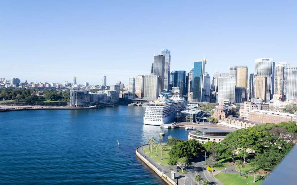 Hyde Park Real Estate Area Guide Vergis H. Eiland III