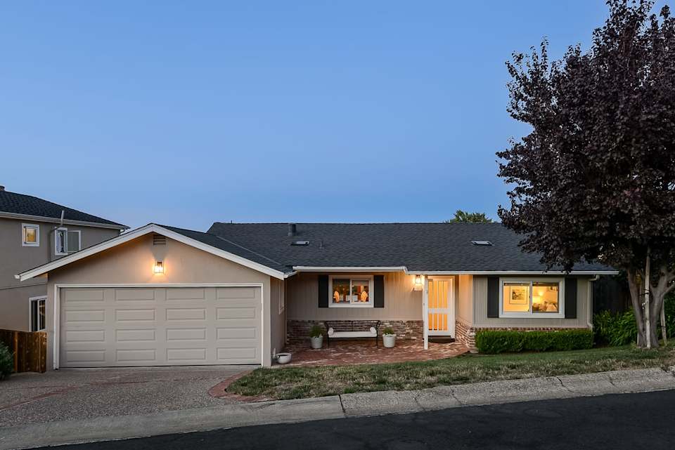 1552 Alturas Drive Andrew Klink