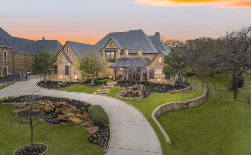 Westlake | Neighborhood Guide