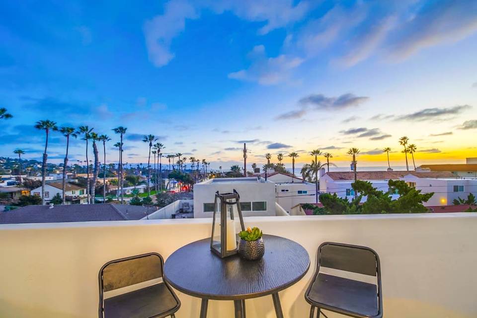 Luxury Living Ocean Beach Catrina Russell Real Estate