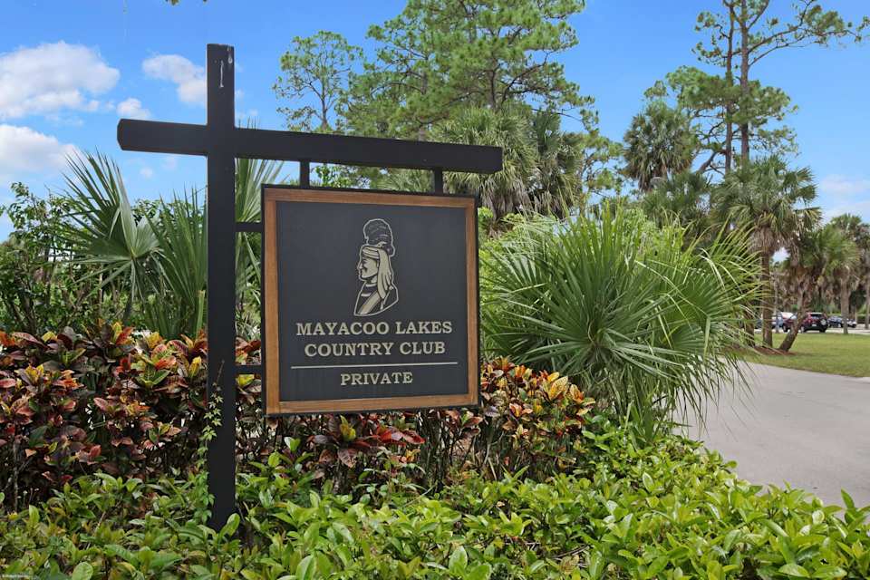 Mayacoo Lakes Country Club Community Guide | Sarah Mahoney