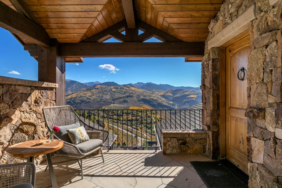 Avon and Wildridge Neighborhood Guide The Stockton Group