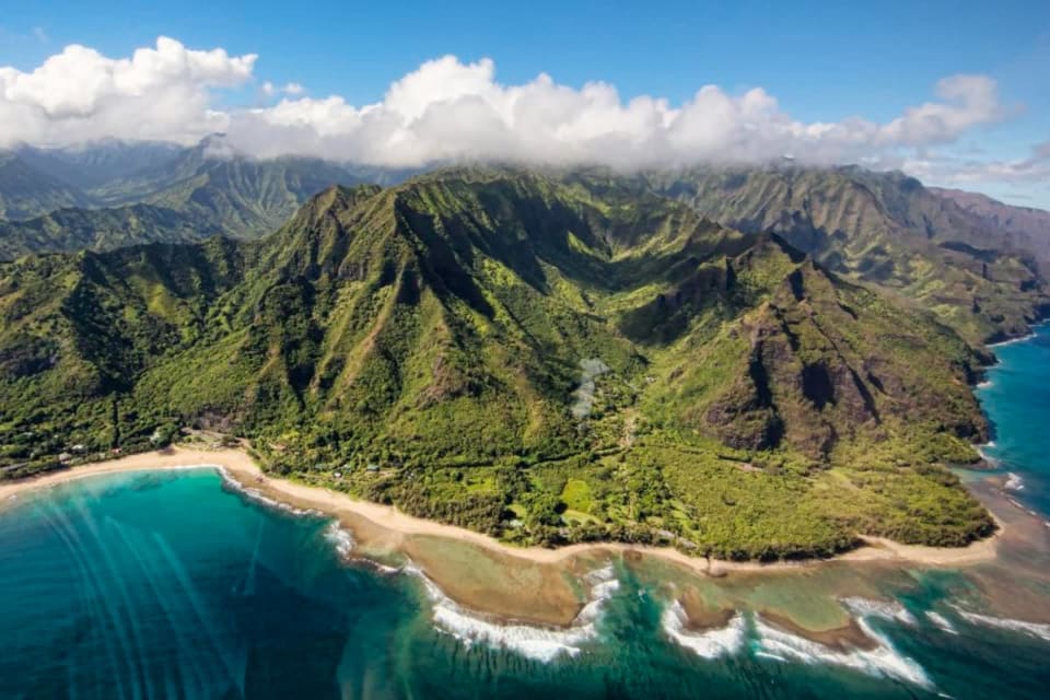 8 Can’tMiss Local Businesses in Kauai Yvonne Summerfield Kauai