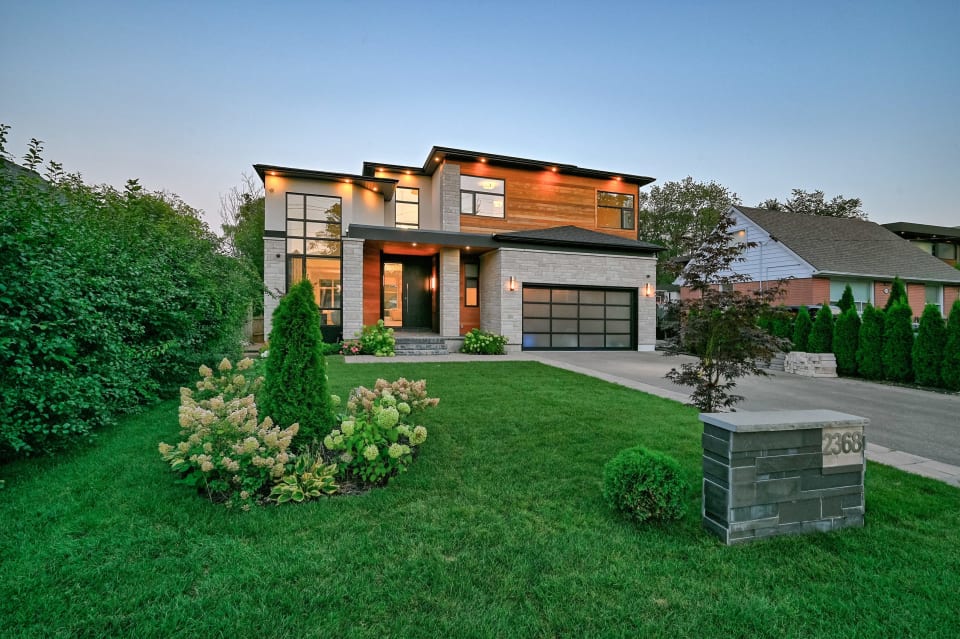Luxury home for sale 2368 Hixon Street, Oakville, Ontario Blog