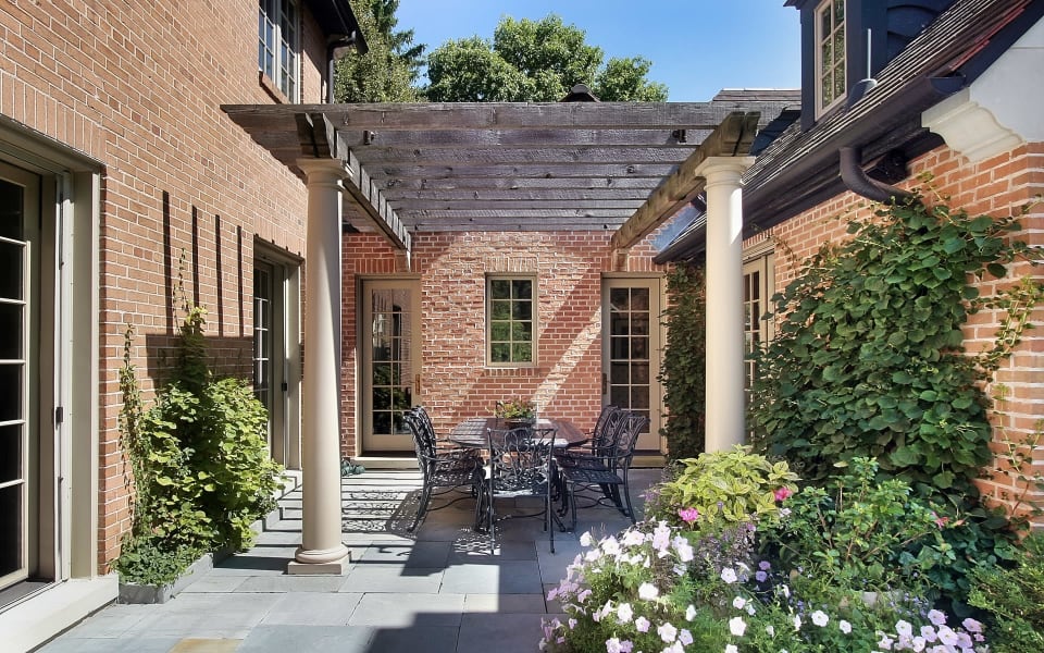 Brookwood Hills Neighborhood Guide Sonny Jones