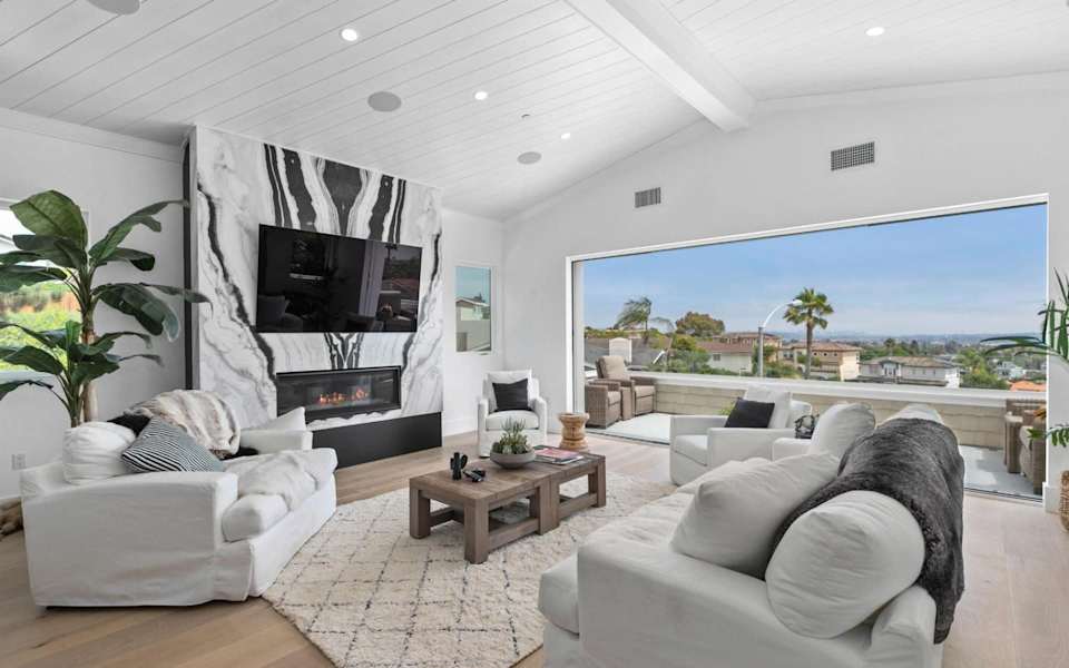 Selling a Home in Pacific Beach, CA Blog Kara Kay Kara Kay