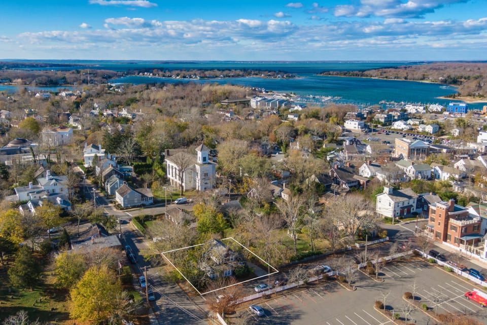 Sag Harbor Village Classic Dana Trotter Bridgehampton Real Estate