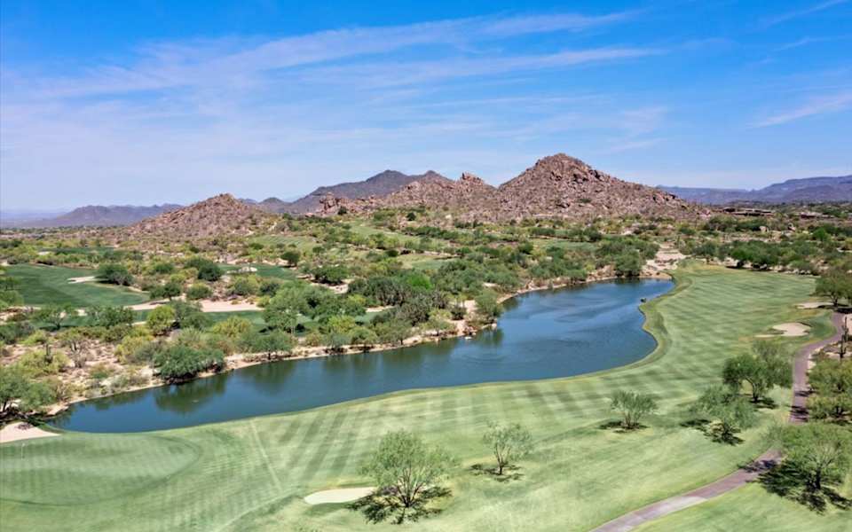 Whisper Rock Neighborhood Guide