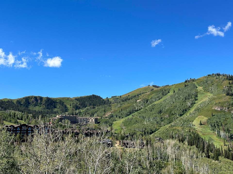 Deer Valley ski homes and Condos in Empire Pass Park City Real Estate